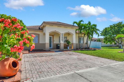 22567 Sw 102nd Path, CUTLER BAY, FL, 33190-1760 | Card Image