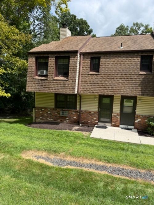 120-120 Homestead Ln, Brookfield, CT, 06804-2628 | Card Image