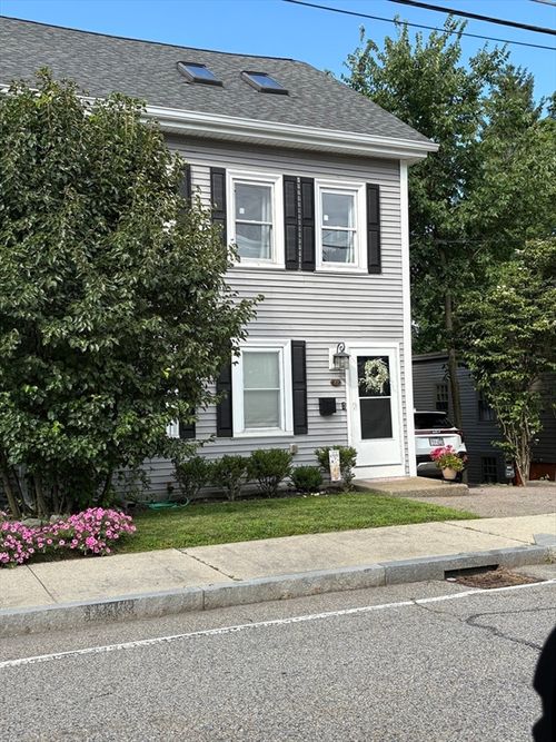 22-22 School St, Westborough, MA, 01581 | Card Image