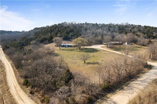 b-6063 County Road 3900, Neodesha, KS, 66757-9118 | Card Image