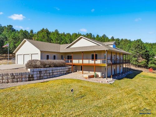 3435 Fox Run Ln, Spearfish, SD, 57783-4151 | Card Image