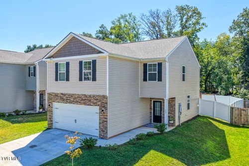 232 Crockett Dr, Church Hill, TN, 37642-4724 | Card Image