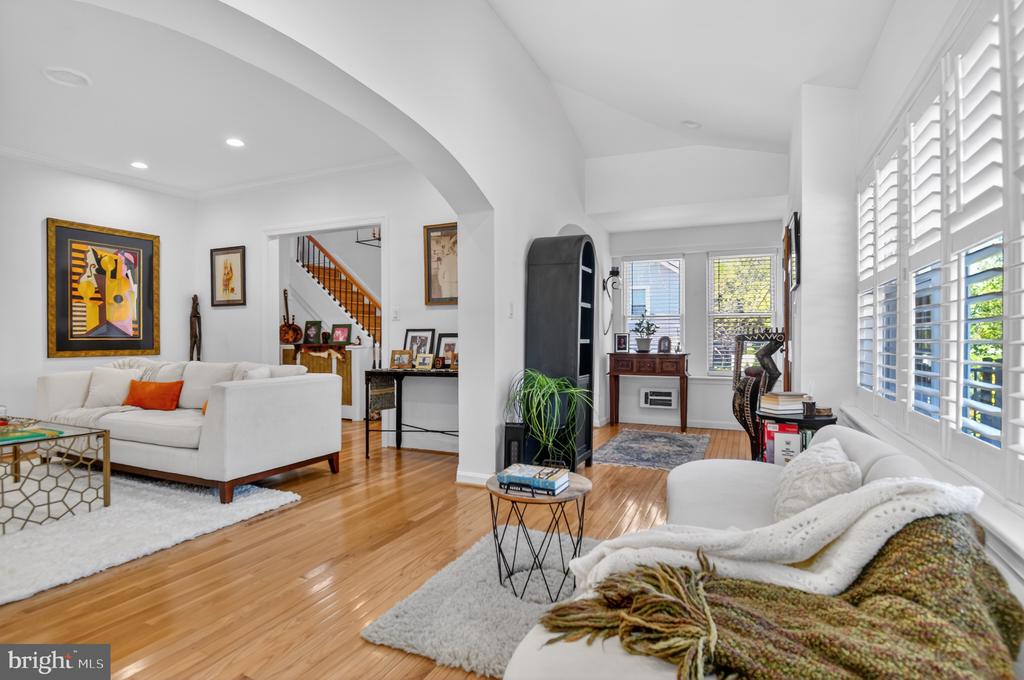 Residential in WASHINGTON 2