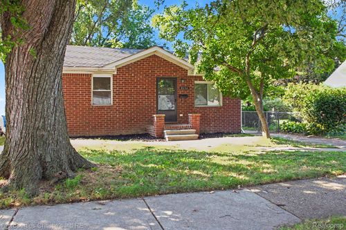 8154 Prospect Avenue, Warren, MI, 48089 | Card Image