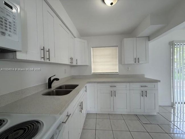 4910 Nw 18 Th St, House other with 3 bedrooms, 2 bathrooms and null parking in Lauderhill FL | Image 13