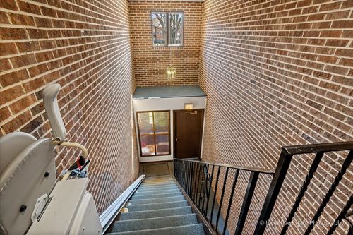 277-86 Canterbury Ct, Palos Heights, IL, 60463-1002 | Card Image