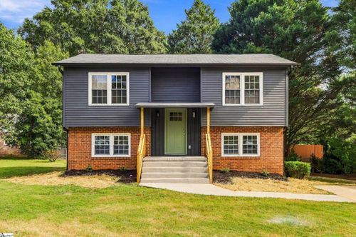 101 Agewood Dr, Simpsonville, SC, 29680-3002 | Card Image