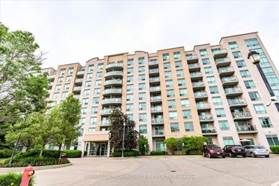 208 - 51 Baffin Crt, Condo with 2 bedrooms, 2 bathrooms and 1 parking in Richmond Hill ON | Image 2