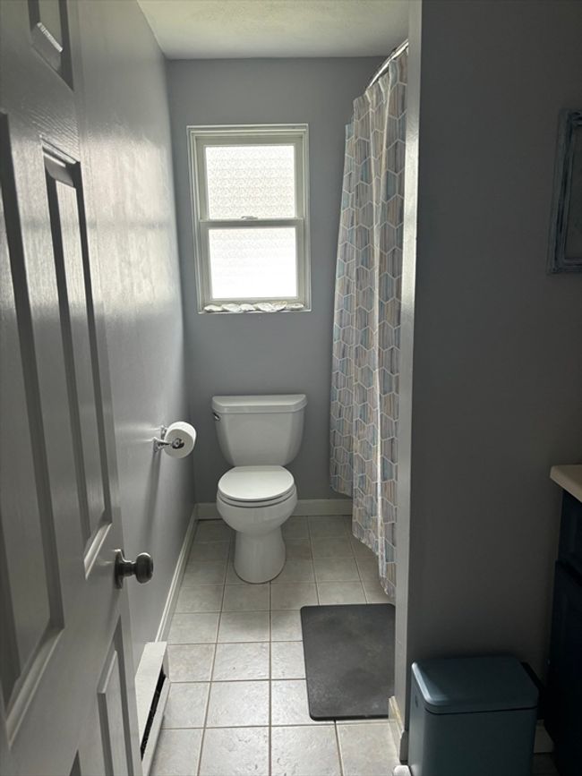 APT-14D - 70 Cape Dr, Condo with 2 bedrooms, 1 bathrooms and 2 parking in Mashpee MA | Image 9
