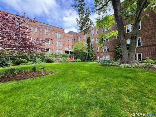 d-gr9-70 Strawberry Hill Ave, Stamford, CT, 06902-2633 | Card Image