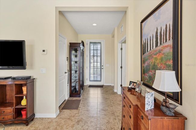 Foyer | Image 8