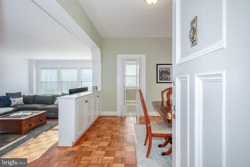 apt-531b-4000 Cathedral Ave Nw, WASHINGTON, DC, 20016-5284 | Card Image