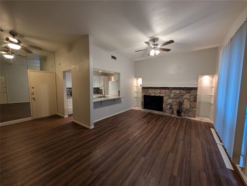 2921 Shelby Ave, Dallas, TX, 75219-4124 | Card Image