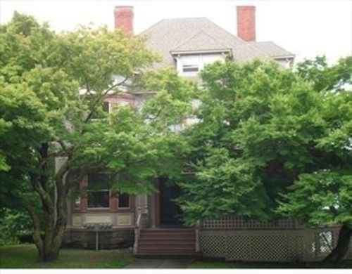 1-682 Rock St, Fall River, MA, 02720-3485 | Card Image