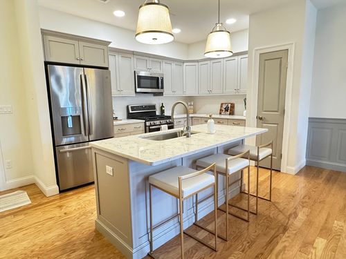 307-1 Revolution Way, Canton, MA, 02021-1270 | Card Image