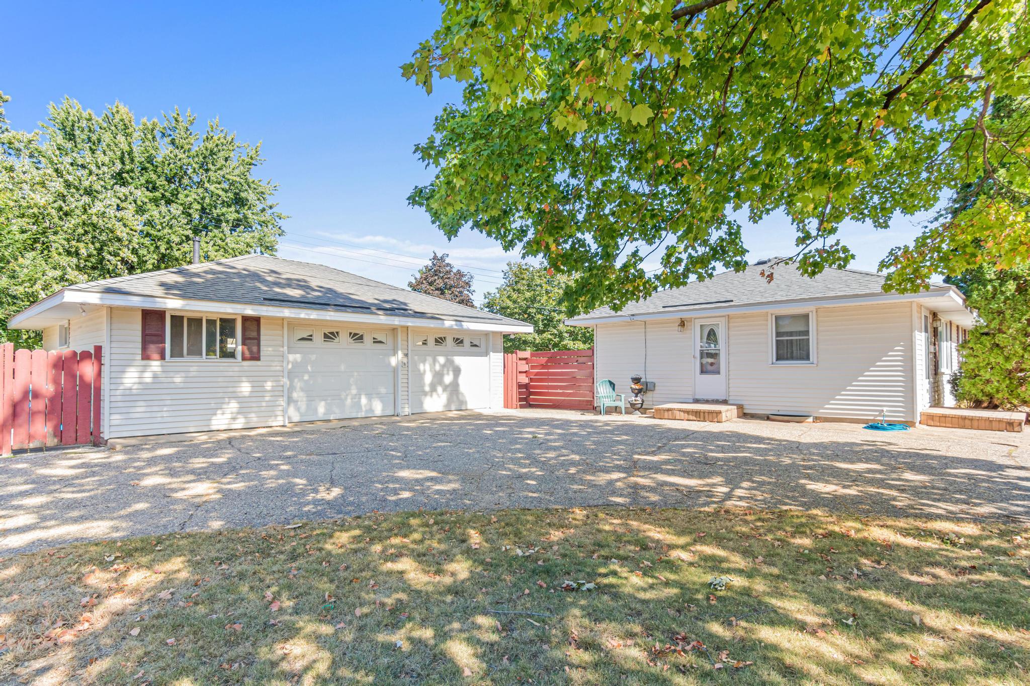 104th St, Minneapolis, MN 55420