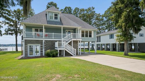 57 W Bayside Dr, Chocowinity, NC, 27817-8900 | Card Image