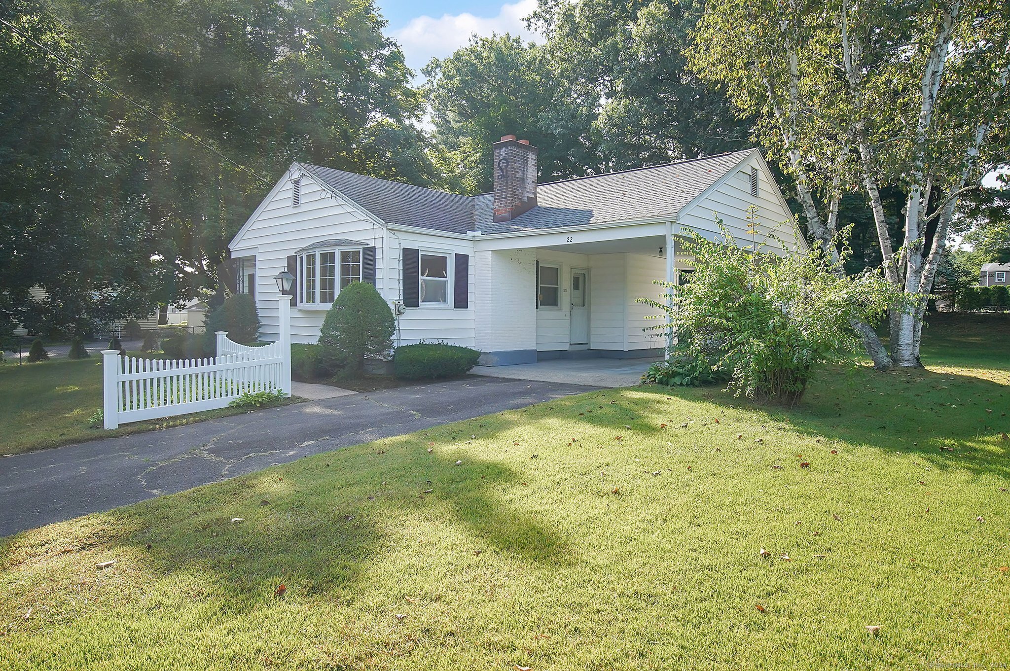Governor Dr, Westfield, MA 01085