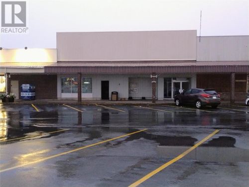 68-70 Elizabeth Dr, Gander, NL, A1V1J8 | Card Image