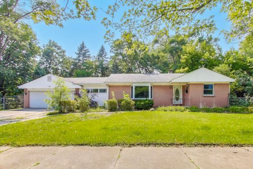 2102 Salem Blvd, Zion, IL, 60099-2255 | Card Image