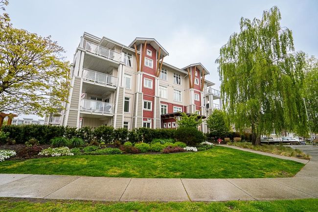 410 - 4233 Bayview Street, Condo with 2 bedrooms, 2 bathrooms and 1 parking in Richmond BC | Image 2