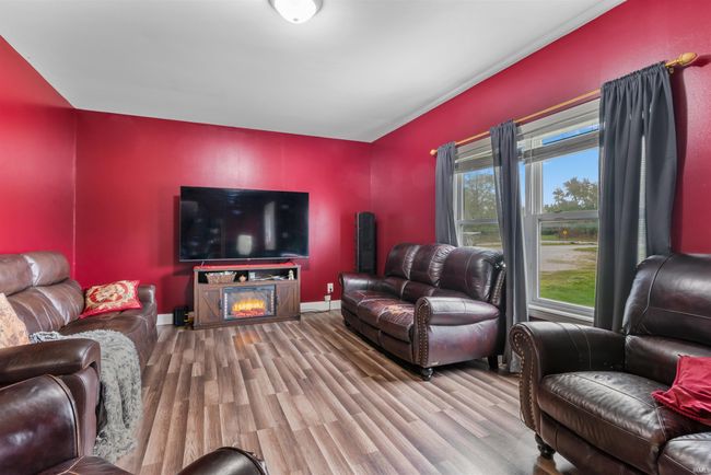 2325 N Huntington Rd, House other with 3 bedrooms, 2 bathrooms and null parking in Marion IN | Image 22