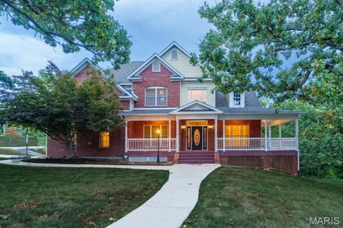 10677 Dolomite Cir, Rolla, MO, 65401-8330 | Card Image