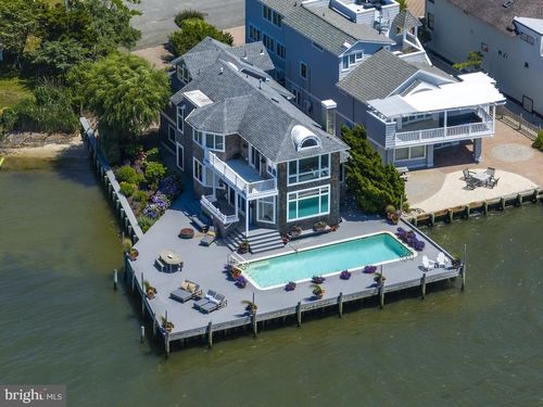 73 Cedars Ave, Harvey Cedars, NJ, 08008-5720 | Card Image