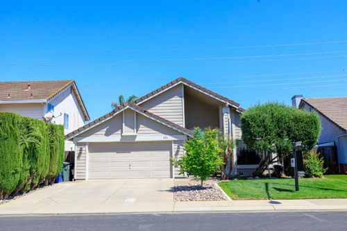 424 Codington Way, Modesto, CA, 95357-1309 | Card Image