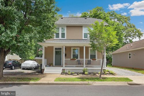 129 Princess Anne St, FREDERICKSBURG, VA, 22401-6122 | Card Image
