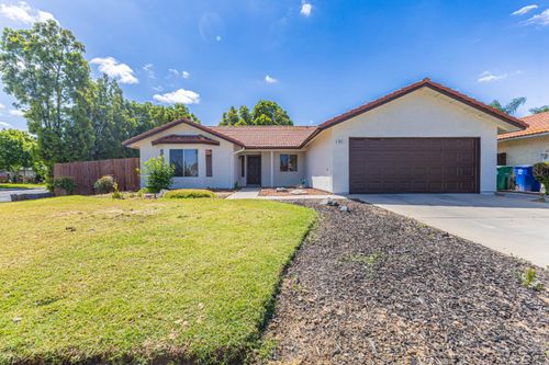 911 3rd St, Sanger, CA, 93657-2150 | Card Image