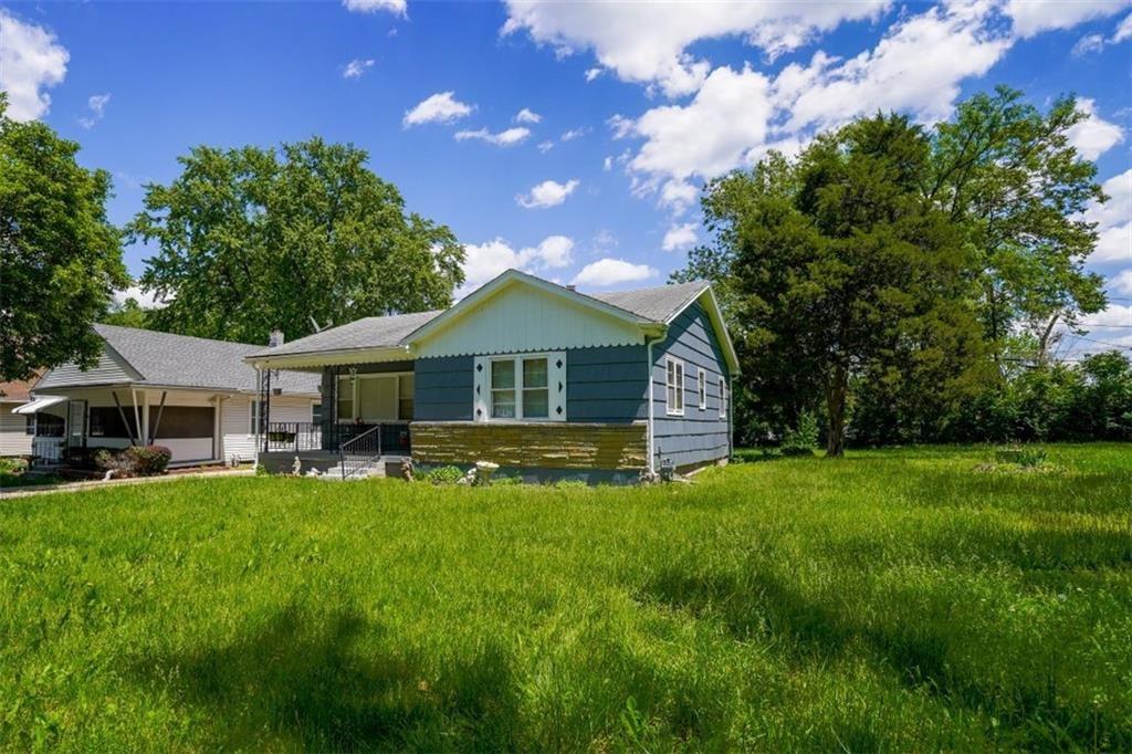Wabash Ave, Kansas City, MO 64132