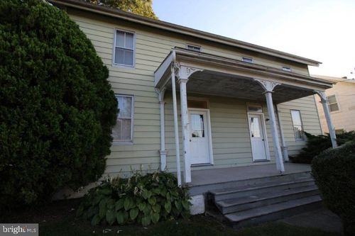 3160 Irishtown Rd, Gordonville, PA, 17529-9533 | Card Image
