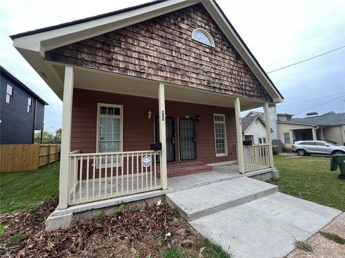 699 Smith St Sw, Atlanta, GA, 30310-2140 | Card Image