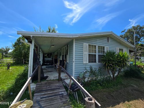 153 Old Dairy Farm Rd, Wewahitchka, FL, 32465-8617 | Card Image