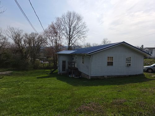 a-and-b-120 Redwood Road, Middlesboro, KY, 40965 | Card Image