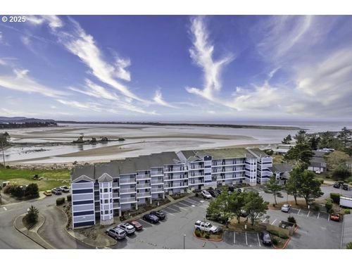 312-5201 Sw Highway 101, Lincoln City, OR, 97367-1420 | Card Image