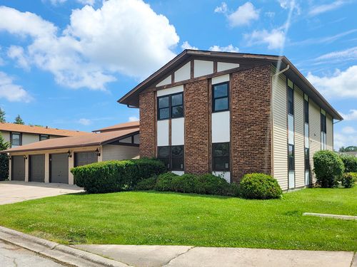 19215-19215 Elm Dr, Country Club Hills, IL, 60478-5835 | Card Image