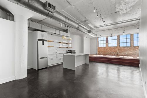 apt-1004-1122 Jackson St, Dallas, TX, 75202-5231 | Card Image