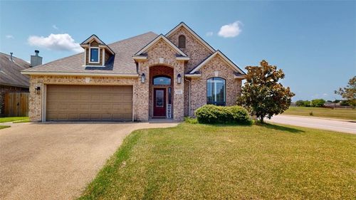 3900 Latinne Ln, College Station, TX, 77845-4083 | Card Image