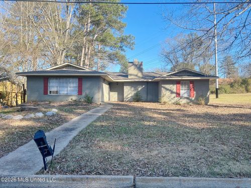 800 Meadow Hill Dr, Clinton, MS, 39056-4024 | Card Image
