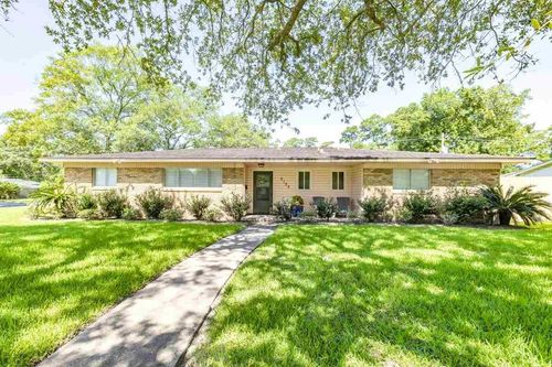 2125 Shady Ln, Beaumont, TX, 77706-3024 | Card Image