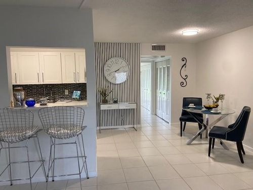 1011-1011 Berkshire A, Deerfield Beach, FL, 33442-3319 | Card Image