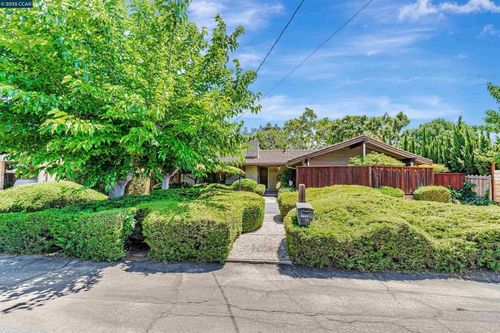 1718 Elm Rd, Concord, CA, 94519-2434 | Card Image
