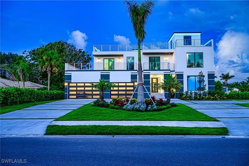 3800 Crayton Rd, NAPLES, FL, 34103-3529 | Card Image