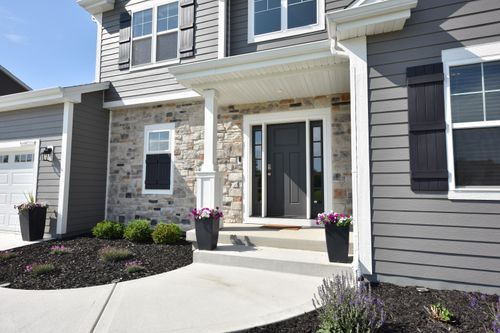 6625514 Beaver Creek Ln, Sussex, WI, 53089 | Card Image
