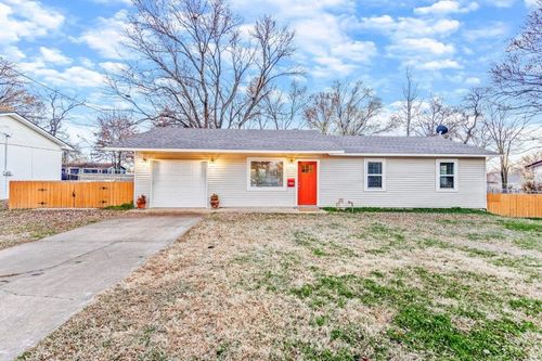 904 Se 4th St, Bentonville, AR, 72712-6021 | Card Image