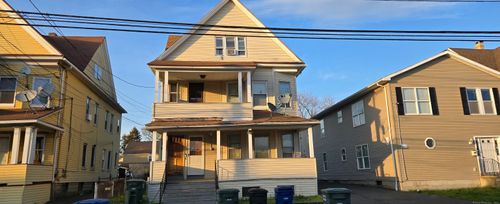 324 Mountain Grove St, Bridgeport, CT, 06605-2137 | Card Image