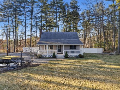 17 Meadowbrook Ln, Norton, MA, 02766-3509 | Card Image