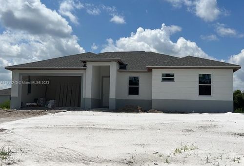 325 Neighborly, La Belle, FL, 33935 | Card Image